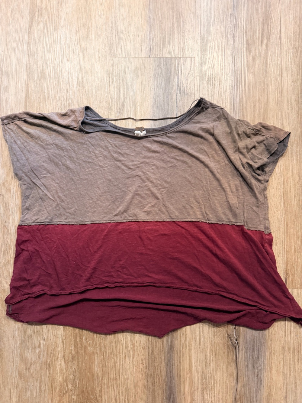 We the Free Women’s Colorblock Oversized- Short Sleeve Top size M